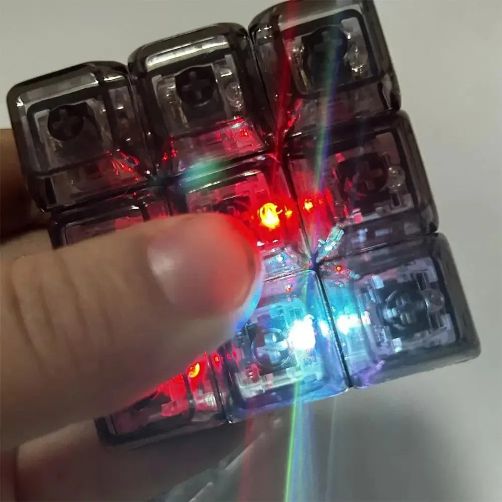 9 Keys LED Keyboard Fidget Keychain Clicker Button Stress Relief Toy for Adults Office Anxiety Finger Exercise Sensory Keycap